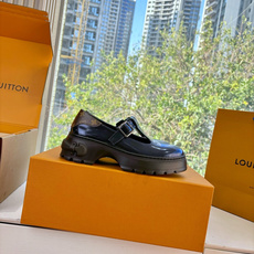 G049顶级版本Louis Vuitto路易斯威登LV驴牌你的LV穿搭今日分享 Louis Vuitton 老花厚底玛丽 G049顶级版本Louis Vuitto路易斯威登LV驴牌你的LV穿搭今日分享 Louis Vuitton 老花厚底玛丽