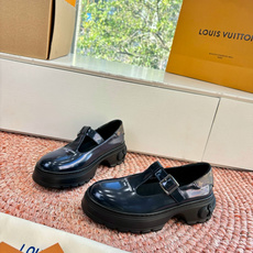 G049顶级版本Louis Vuitto路易斯威登LV驴牌你的LV穿搭今日分享 Louis Vuitton 老花厚底玛丽 G049顶级版本Louis Vuitto路易斯威登LV驴牌你的LV穿搭今日分享 Louis Vuitton 老花厚底玛丽