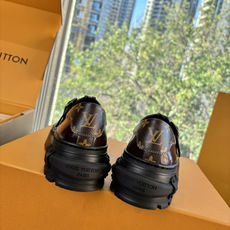 G049顶级版本Louis Vuitto路易斯威登LV驴牌你的LV穿搭今日分享 Louis Vuitton 老花厚底玛丽 G049顶级版本Louis Vuitto路易斯威登LV驴牌你的LV穿搭今日分享 Louis Vuitton 老花厚底玛丽