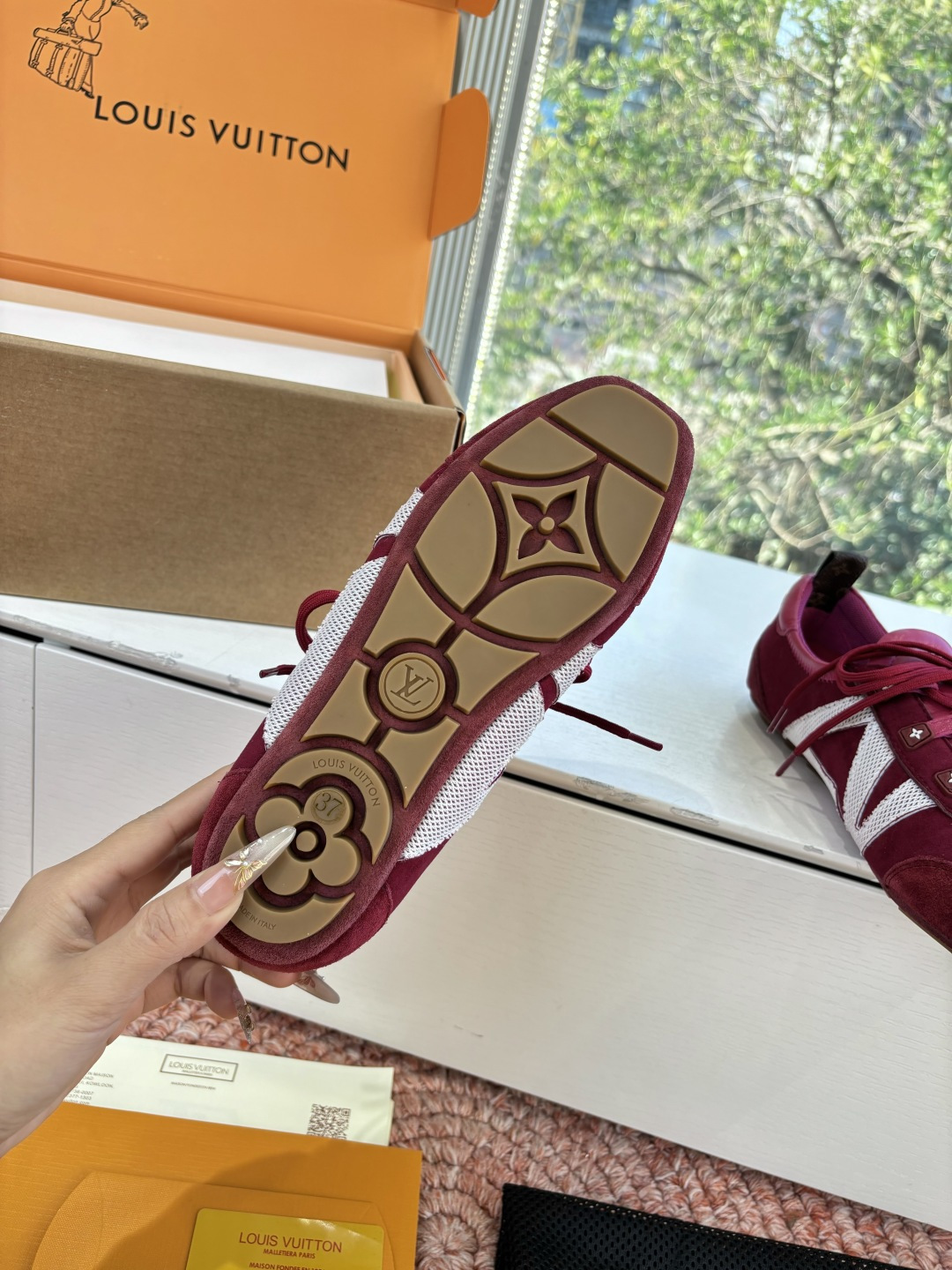 🌾G000所见即所得2026年春夏秀场上推出的 LV Footprint Soccer 芭蕾运动鞋是 P