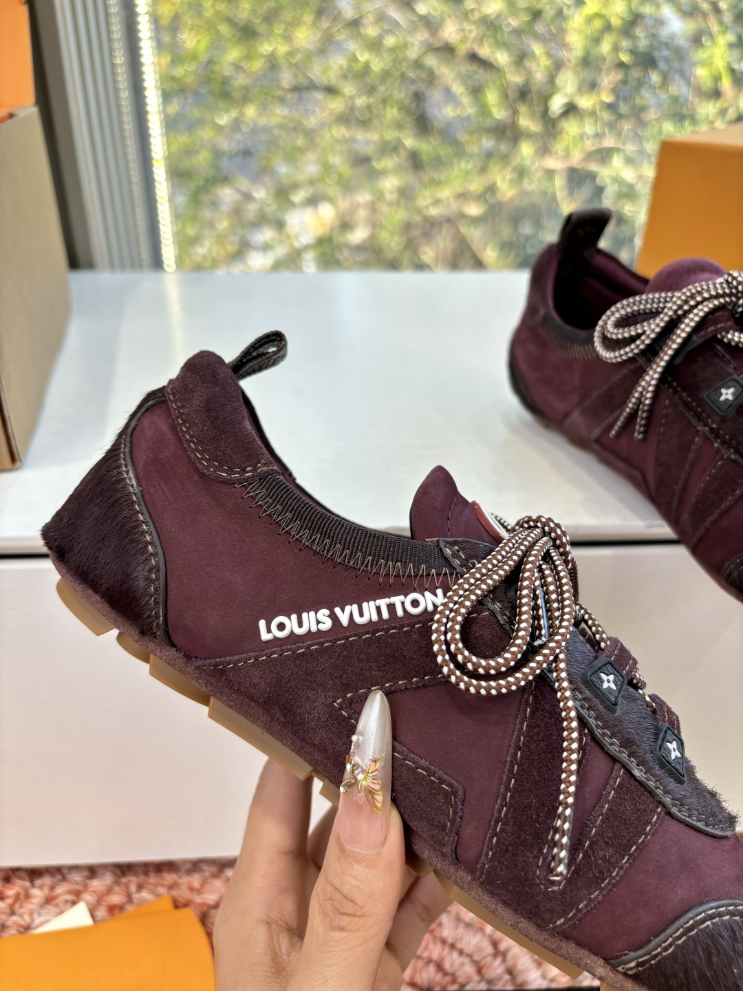 🌾G000所见即所得2026年春夏秀场上推出的 LV Footprint Soccer 芭蕾运动鞋是 P