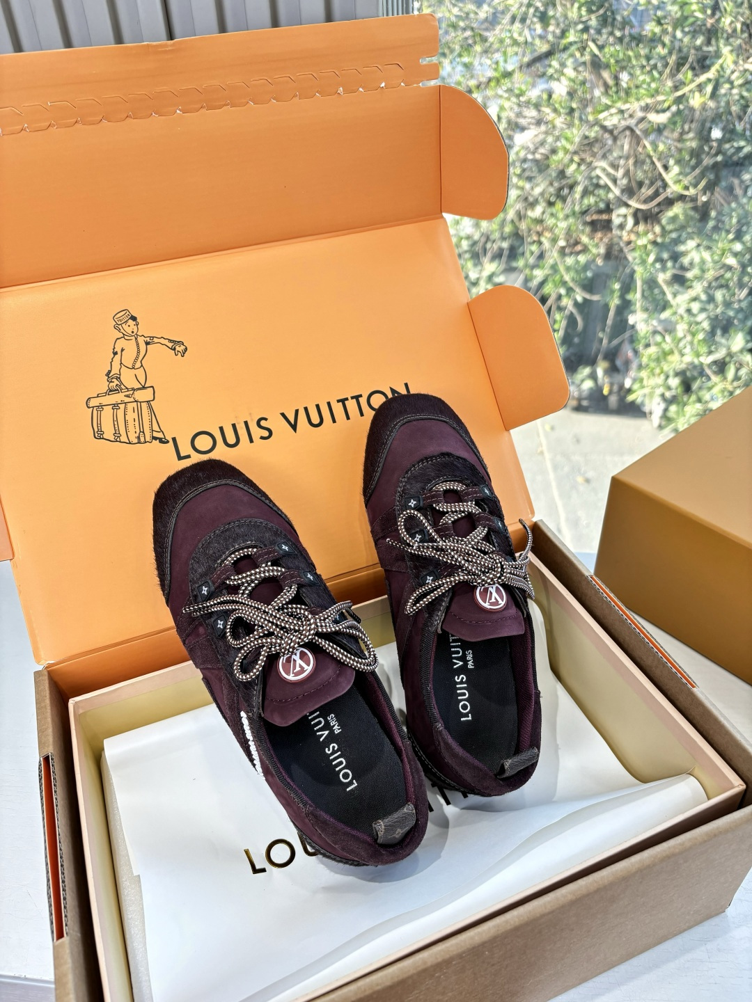 🌾G000所见即所得2026年春夏秀场上推出的 LV Footprint Soccer 芭蕾运动鞋是 P
