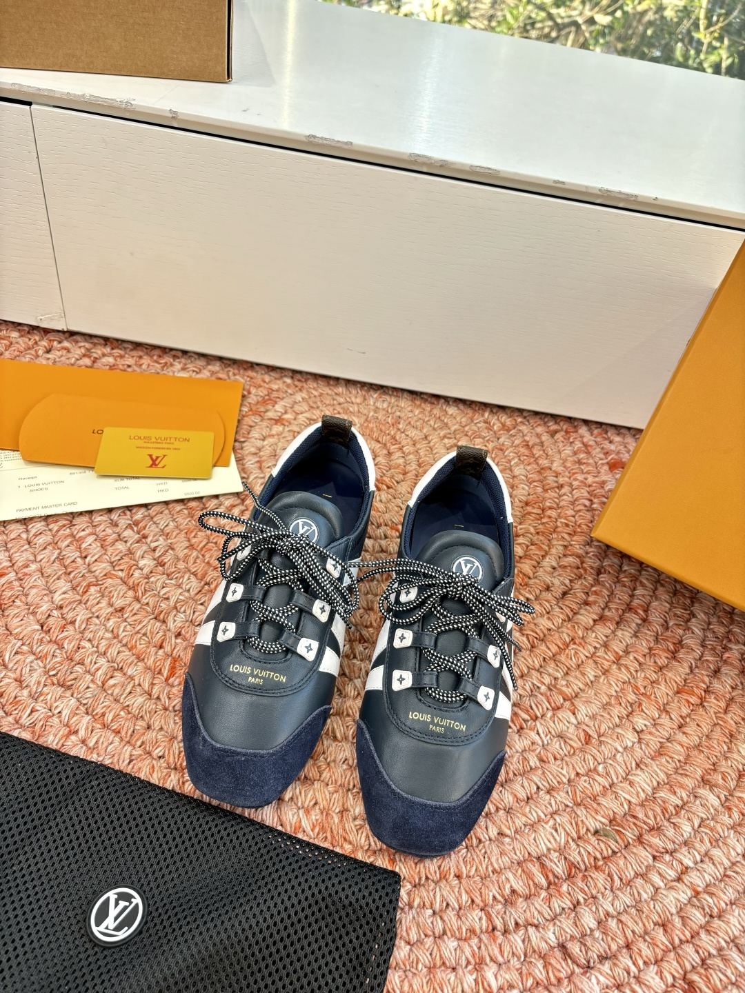 🌾G000所见即所得2026年春夏秀场上推出的 LV Footprint Soccer 芭蕾运动鞋是 P