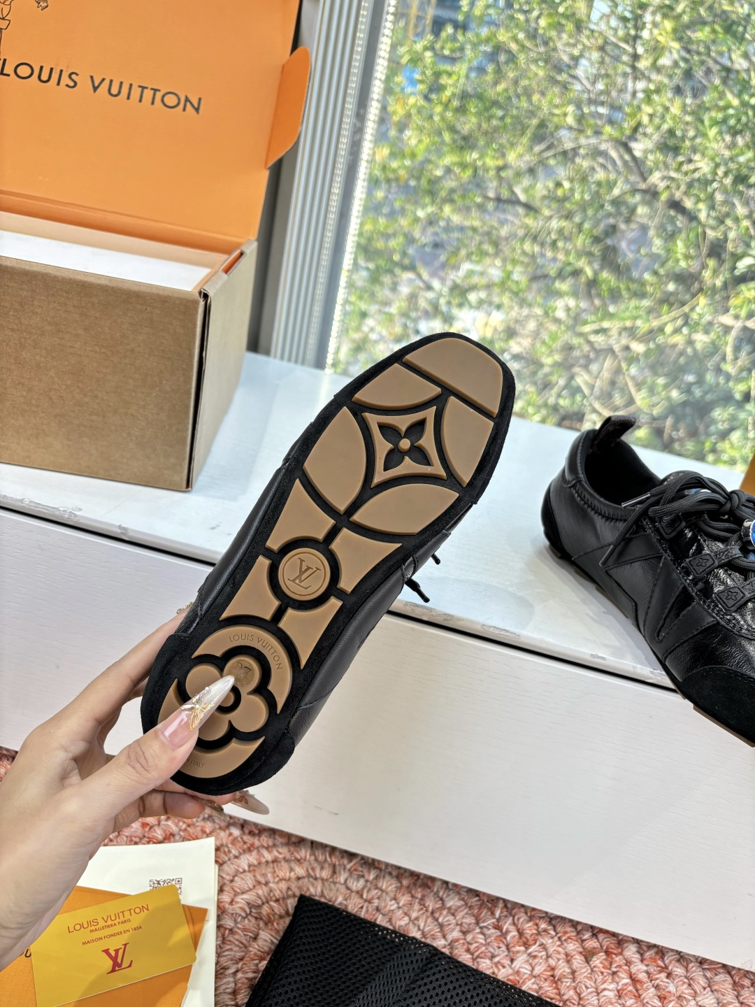 🌾G000所见即所得2026年春夏秀场上推出的 LV Footprint Soccer 芭蕾运动鞋是 P