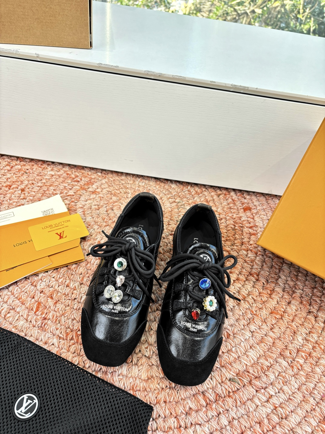 🌾G000所见即所得2026年春夏秀场上推出的 LV Footprint Soccer 芭蕾运动鞋是 P