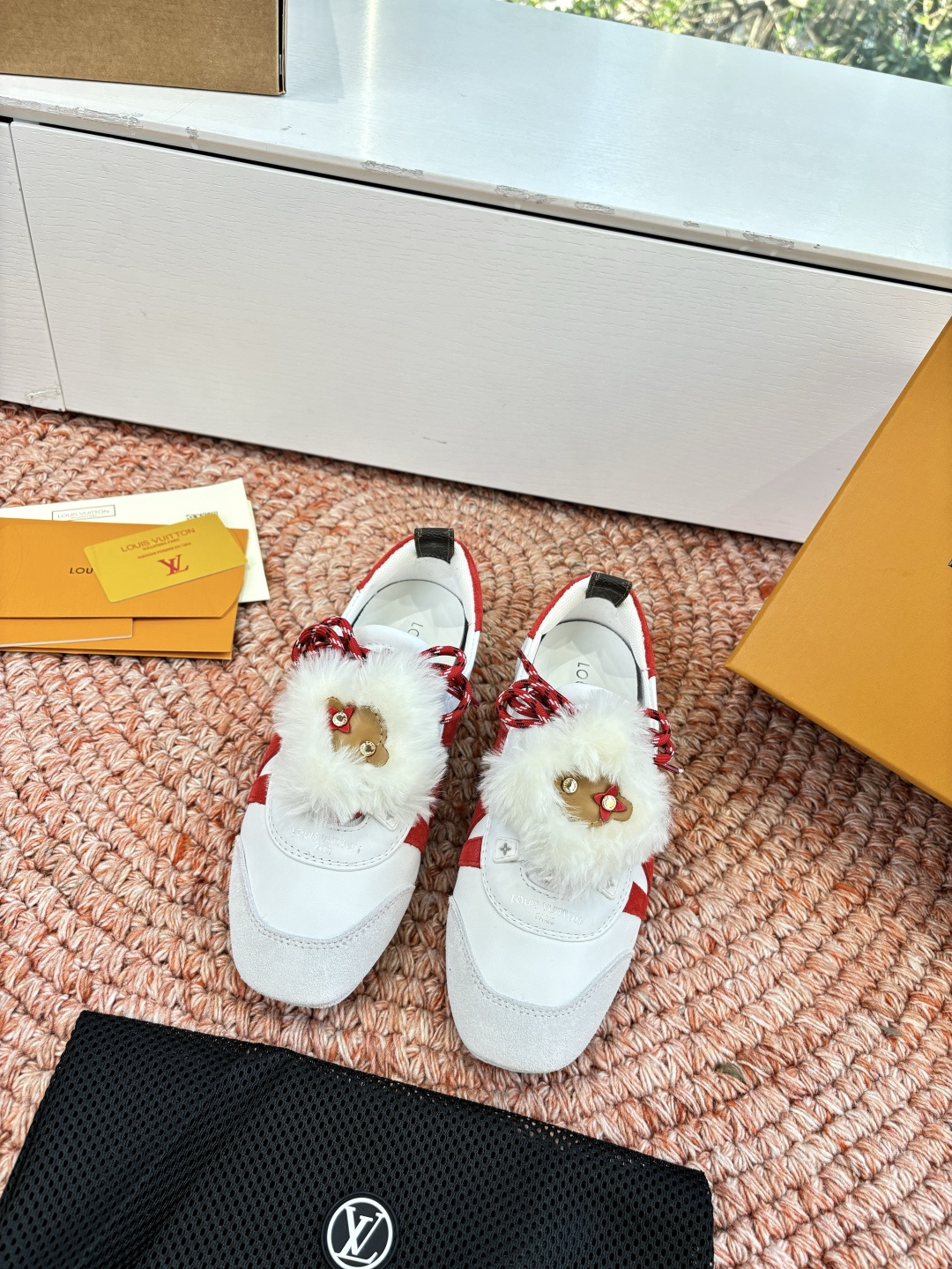 🌾G000所见即所得2026年春夏秀场上推出的 LV Footprint Soccer 芭蕾运动鞋是 P