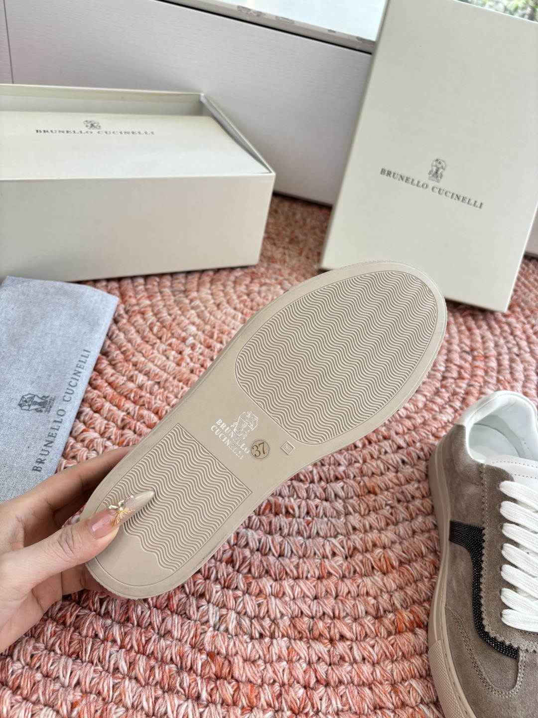 G909所见即所得bc代购级女鞋brunell* cucinell*运动板鞋麂皮新款真的一眼爱上德训鞋体闲鞋上脚超级舒服 G909所见即所得bc代购级女鞋brunell* cucinell*运动板鞋麂皮新款真的一眼爱上德训鞋体闲鞋上脚超级舒服