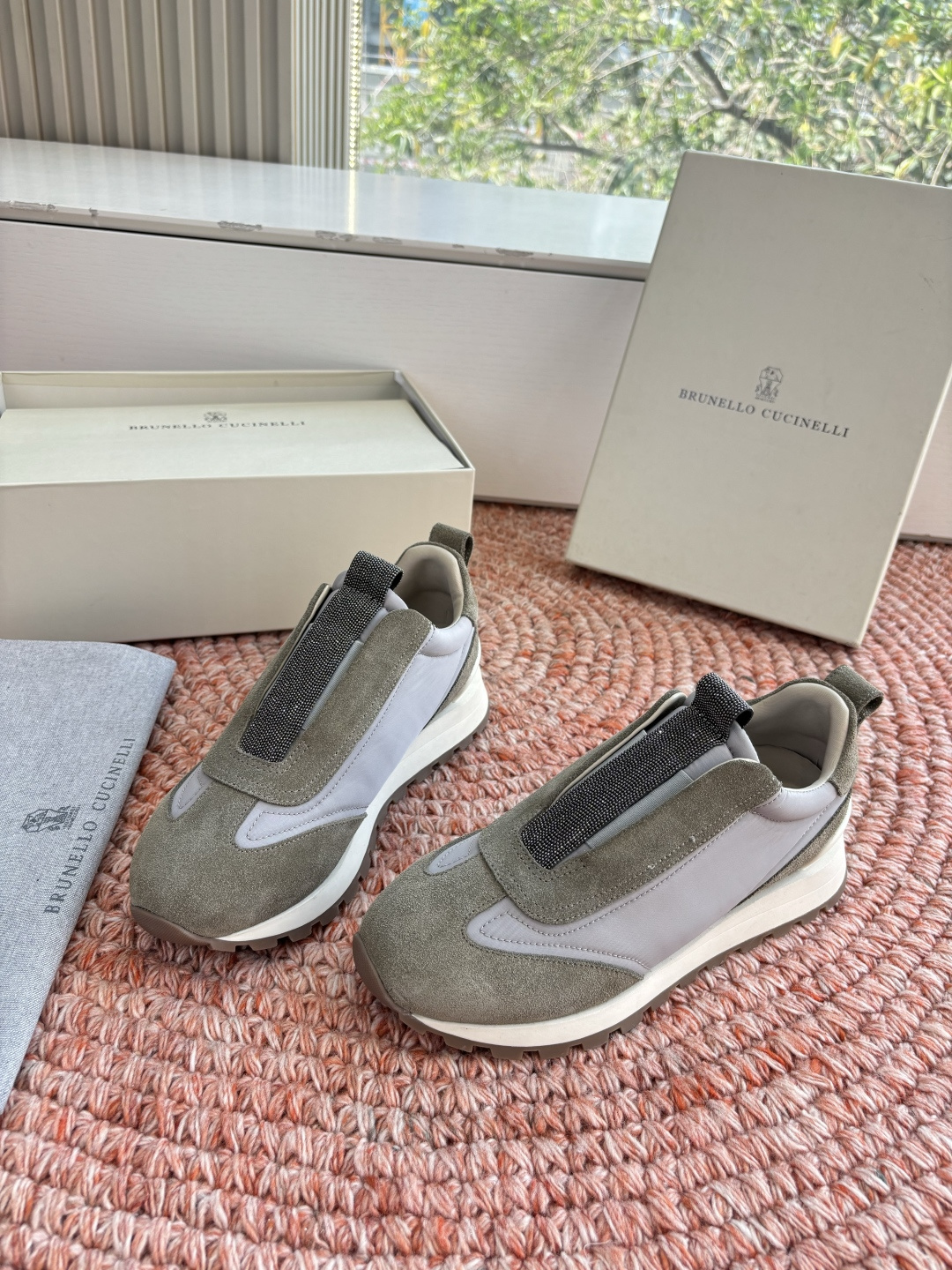 G909所见即所得bc代购级女鞋brunell* cucinell*运动板鞋麂皮新款真的一眼爱上德训鞋体闲鞋上脚超级舒服 G909所见即所得bc代购级女鞋brunell* cucinell*运动板鞋麂皮新款真的一眼爱上德训鞋体闲鞋上脚超级舒服