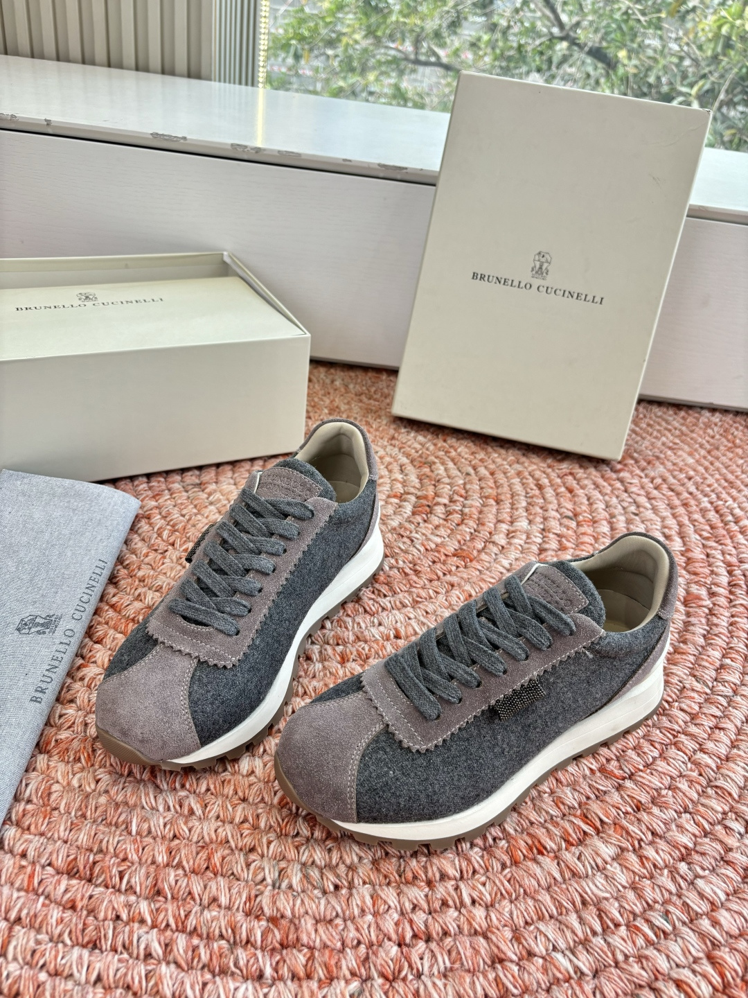G909所见即所得bc代购级女鞋brunell* cucinell*运动板鞋麂皮新款真的一眼爱上德训鞋体闲鞋上脚超级舒服 G909所见即所得bc代购级女鞋brunell* cucinell*运动板鞋麂皮新款真的一眼爱上德训鞋体闲鞋上脚超级舒服
