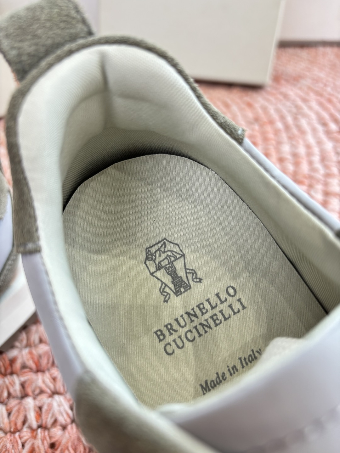 G909所见即所得bc代购级女鞋brunell* cucinell*运动板鞋麂皮新款真的一眼爱上德训鞋体闲鞋上脚超级舒服 G909所见即所得bc代购级女鞋brunell* cucinell*运动板鞋麂皮新款真的一眼爱上德训鞋体闲鞋上脚超级舒服