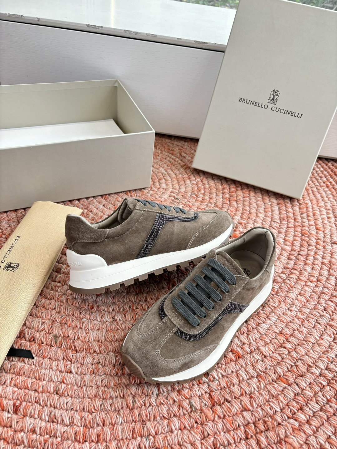 G1991所见即所得bc代购级女鞋brunell* cucinell*运动板鞋麂皮新款真的一眼爱上德训鞋体闲鞋上脚超级舒 G1991所见即所得bc代购级女鞋brunell* cucinell*运动板鞋麂皮新款真的一眼爱上德训鞋体闲鞋上脚超级舒