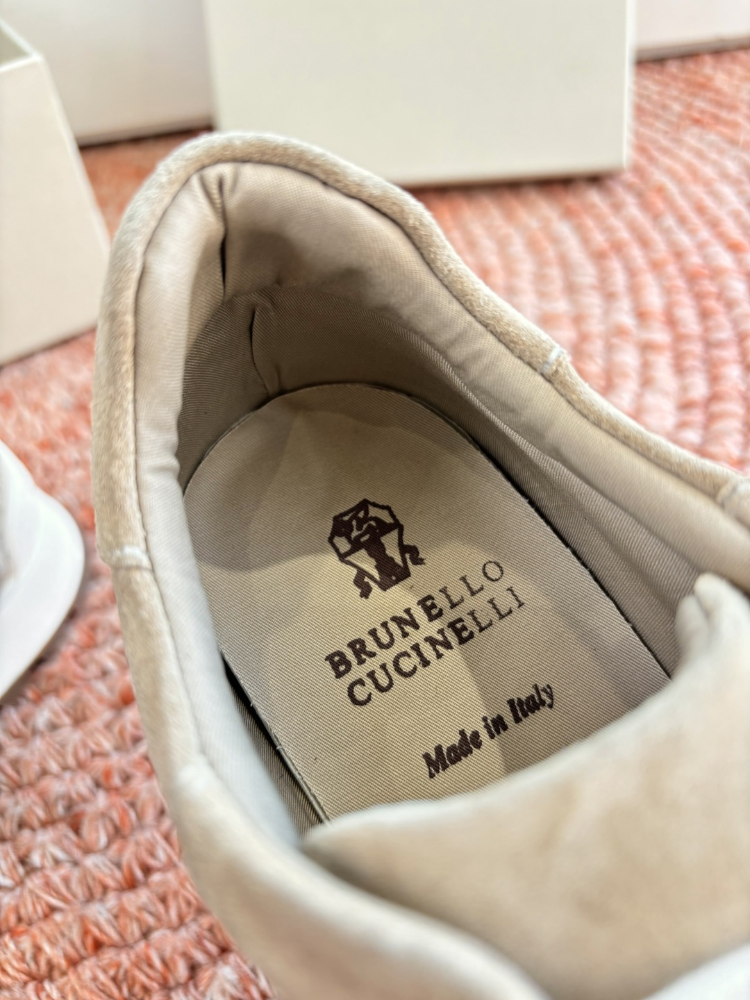 G1991所见即所得bc代购级女鞋brunell* cucinell*运动板鞋麂皮新款真的一眼爱上德训鞋体闲鞋上脚超级舒 G1991所见即所得bc代购级女鞋brunell* cucinell*运动板鞋麂皮新款真的一眼爱上德训鞋体闲鞋上脚超级舒