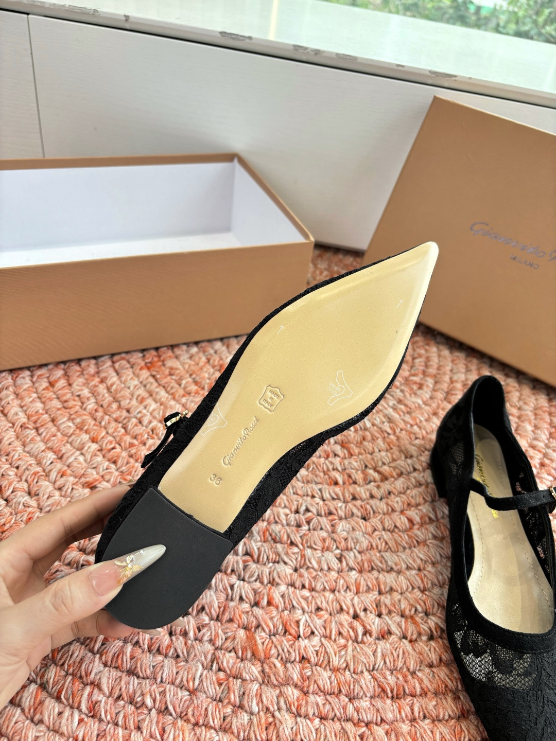 🌾G305😀GianvitoRossi吉安维托罗西 平底 系列经典粉色羊反绒皮&粉色小羊皮超级百搭的一款