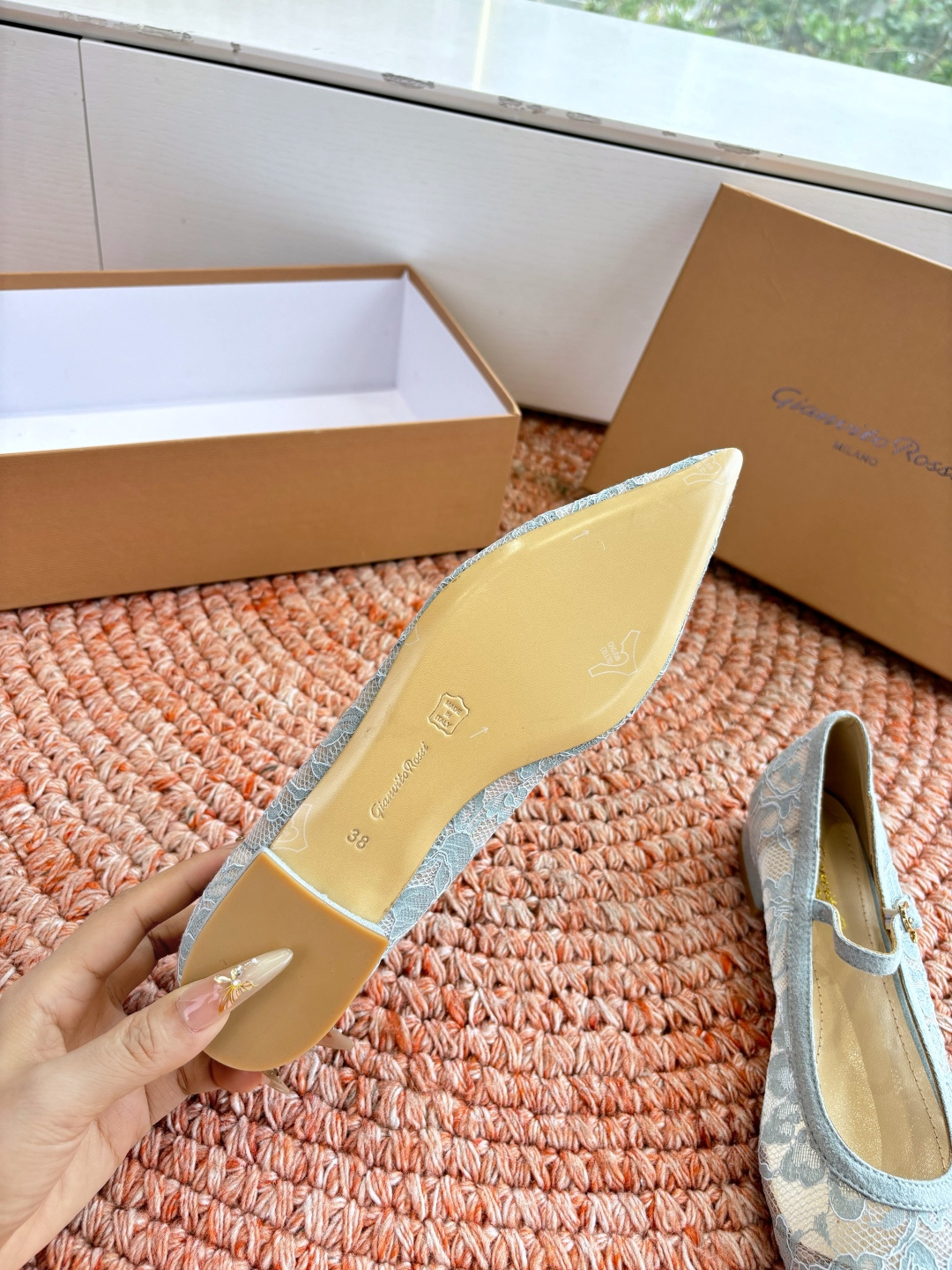 🌾G305😀GianvitoRossi吉安维托罗西 平底 系列经典粉色羊反绒皮&粉色小羊皮超级百搭的一款