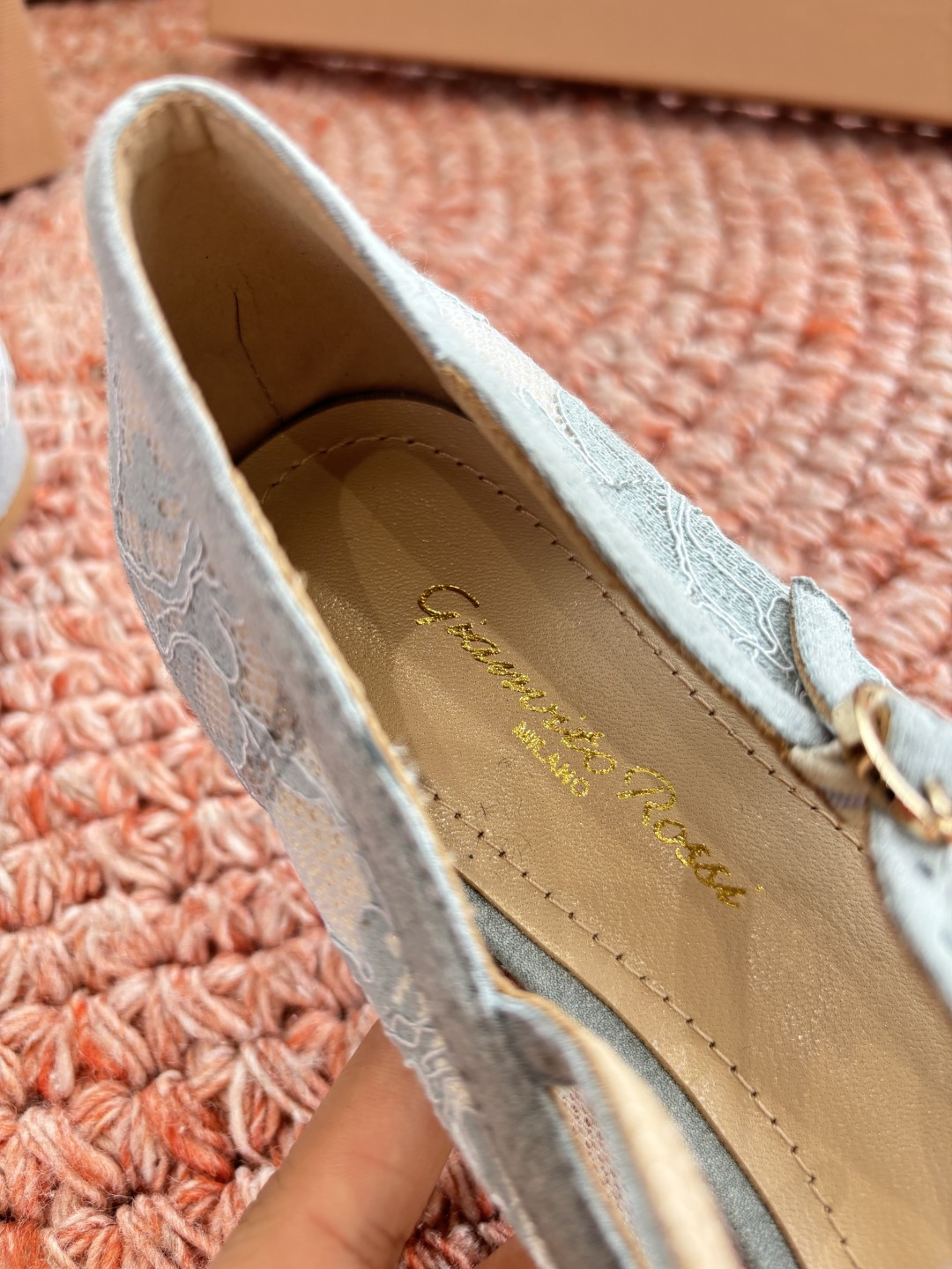 🌾G305😀GianvitoRossi吉安维托罗西 平底 系列经典粉色羊反绒皮&粉色小羊皮超级百搭的一款