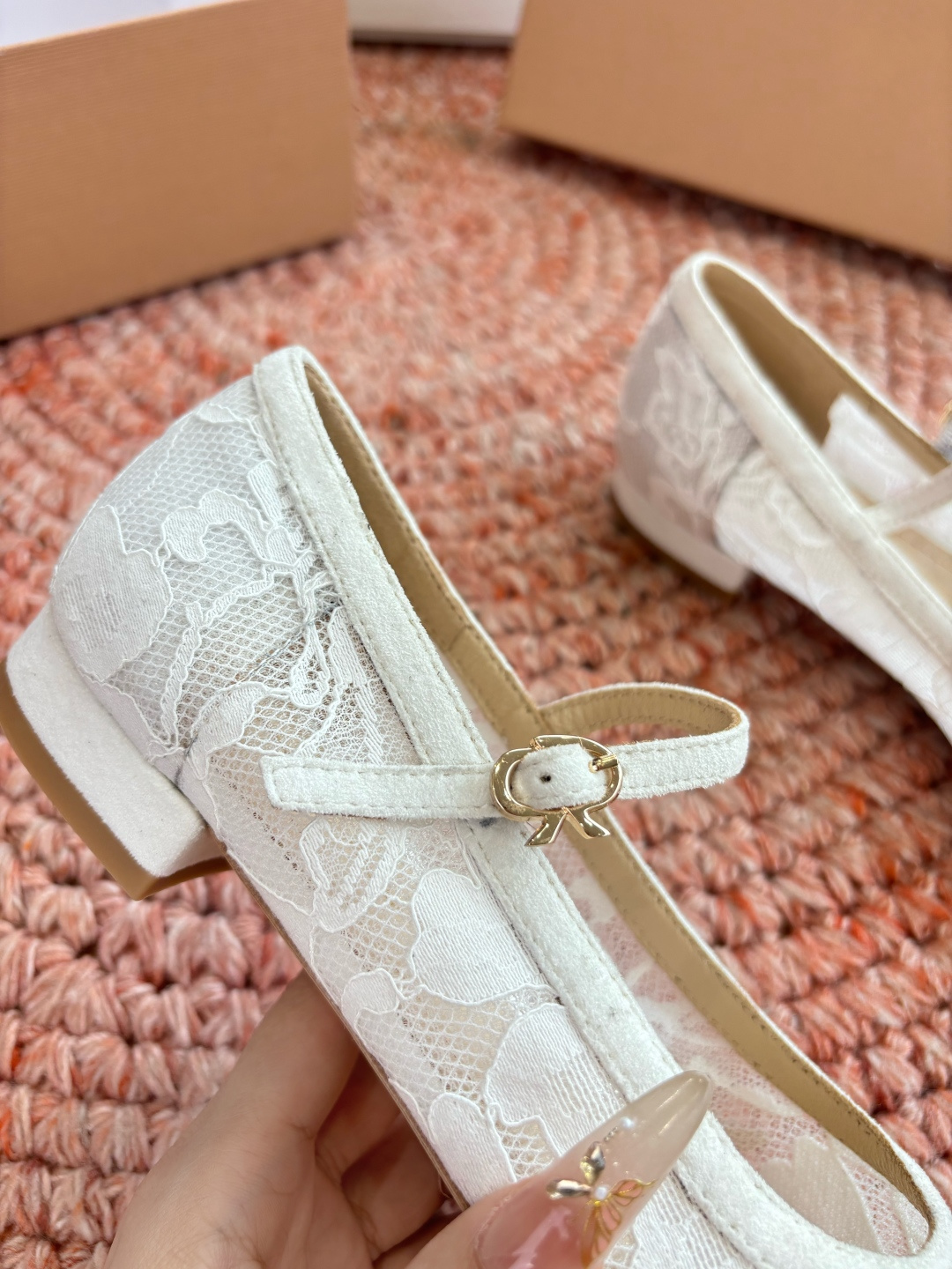 🌾G305😀GianvitoRossi吉安维托罗西 平底 系列经典粉色羊反绒皮&粉色小羊皮超级百搭的一款