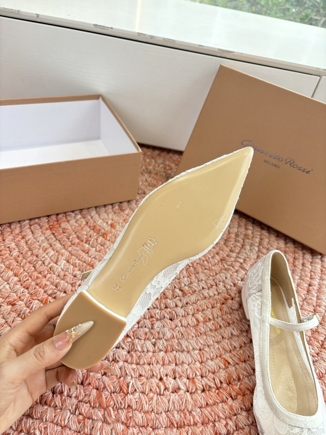 🌾G305😀GianvitoRossi吉安维托罗西 平底 系列经典粉色羊反绒皮&粉色小羊皮超级百搭的一款