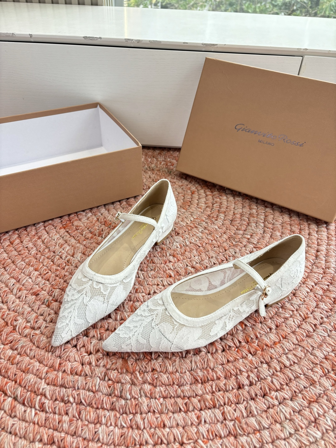 🌾G305😀GianvitoRossi吉安维托罗西 平底 系列经典粉色羊反绒皮&粉色小羊皮超级百搭的一款