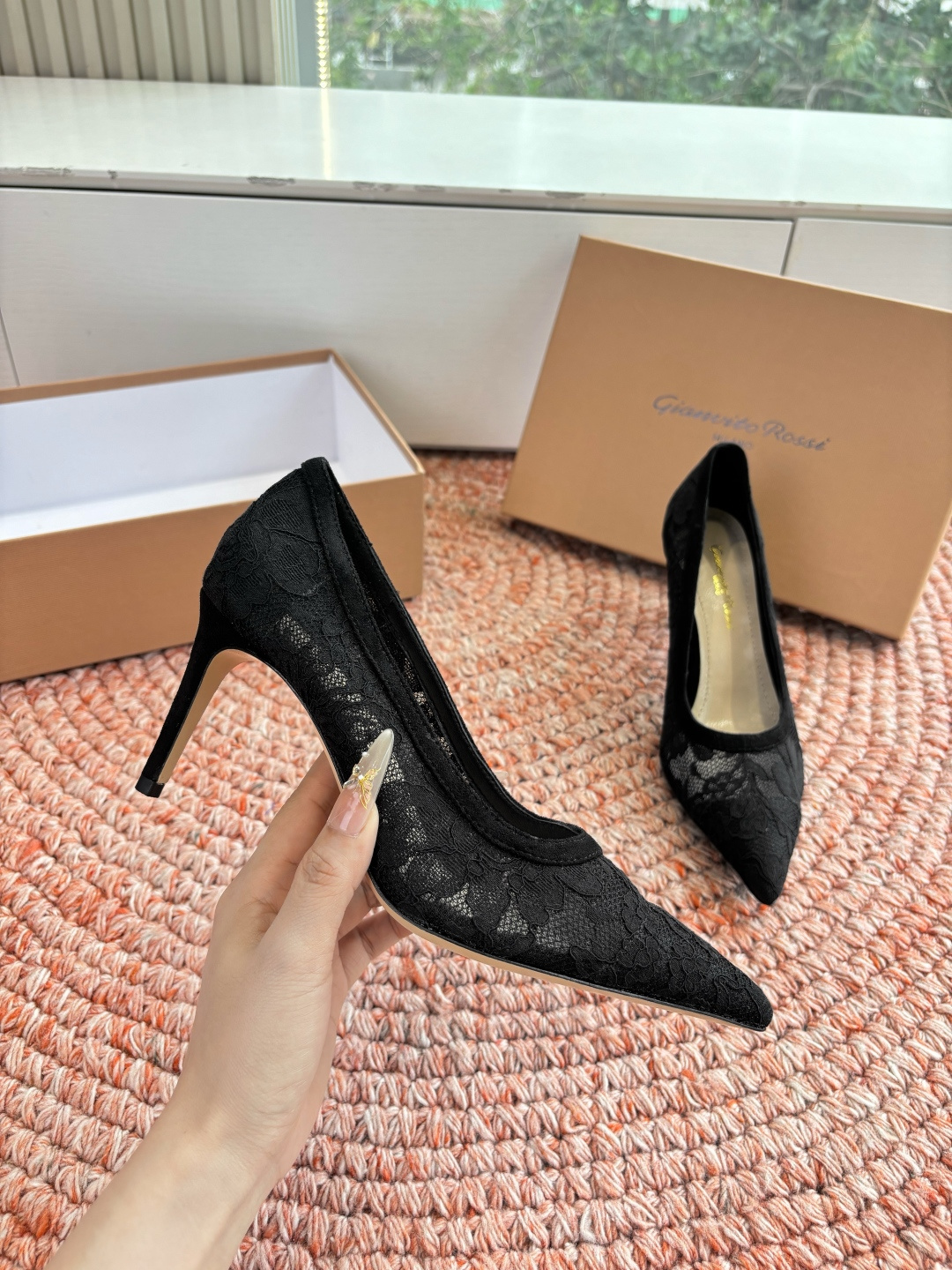 🌾G305😀GianvitoRossi吉安维托罗西 平底 系列经典粉色羊反绒皮&粉色小羊皮超级百搭的一款