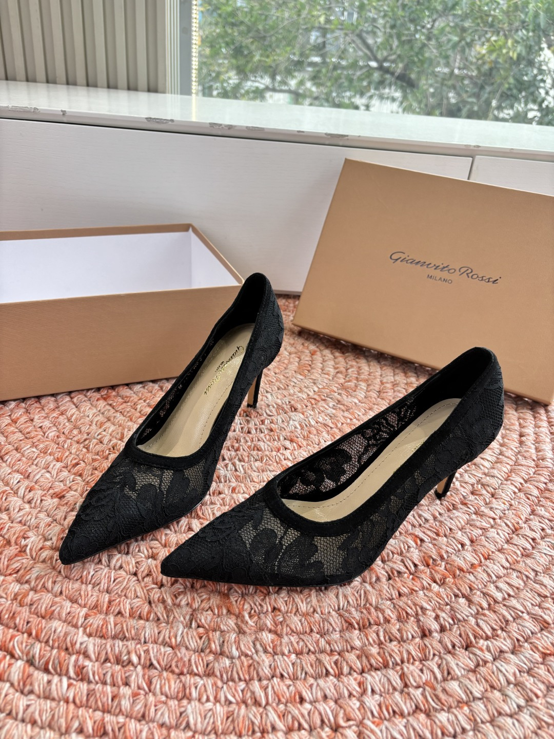 🌾G305😀GianvitoRossi吉安维托罗西 平底 系列经典粉色羊反绒皮&粉色小羊皮超级百搭的一款