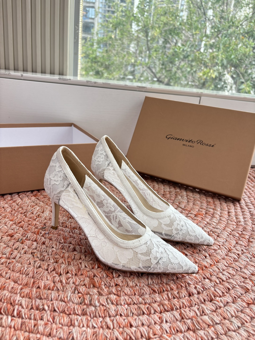 🌾G305😀GianvitoRossi吉安维托罗西 平底 系列经典粉色羊反绒皮&粉色小羊皮超级百搭的一款