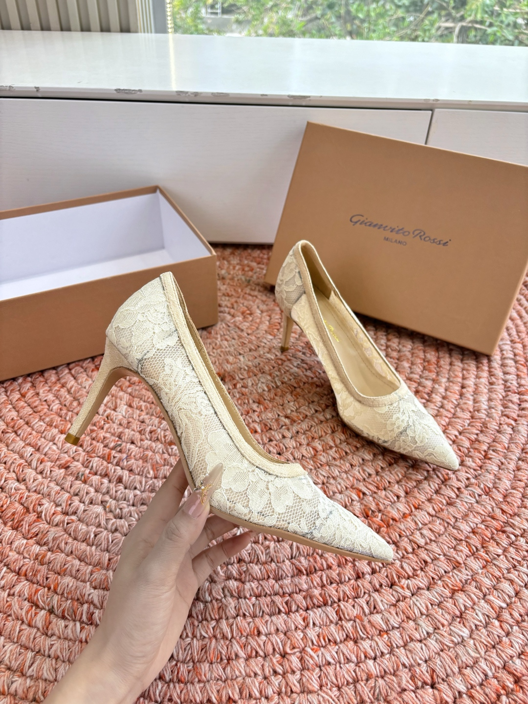 🌾G305😀GianvitoRossi吉安维托罗西 平底 系列经典粉色羊反绒皮&粉色小羊皮超级百搭的一款