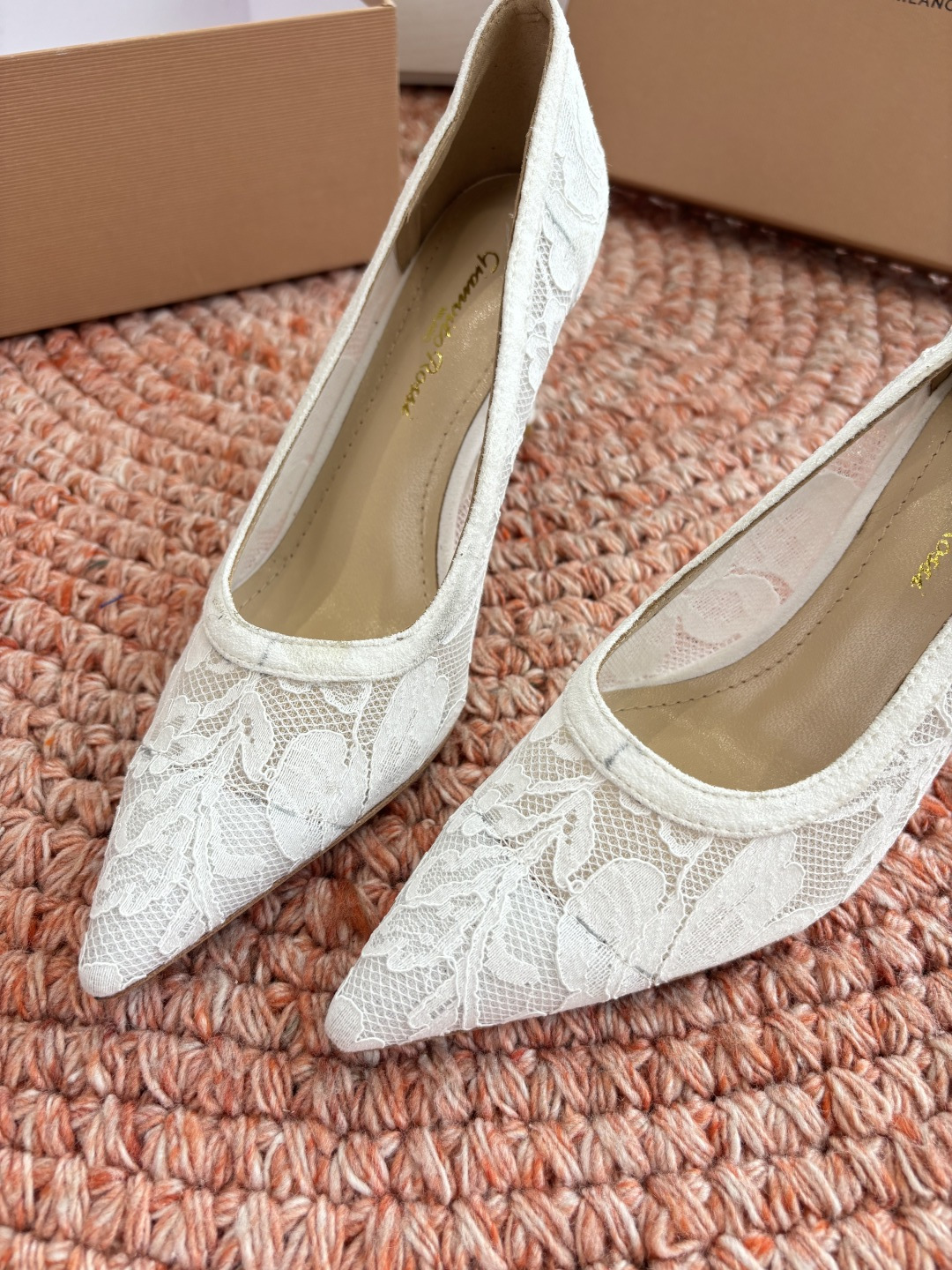 🌾G305😀GianvitoRossi吉安维托罗西 平底 系列经典粉色羊反绒皮&粉色小羊皮超级百搭的一款