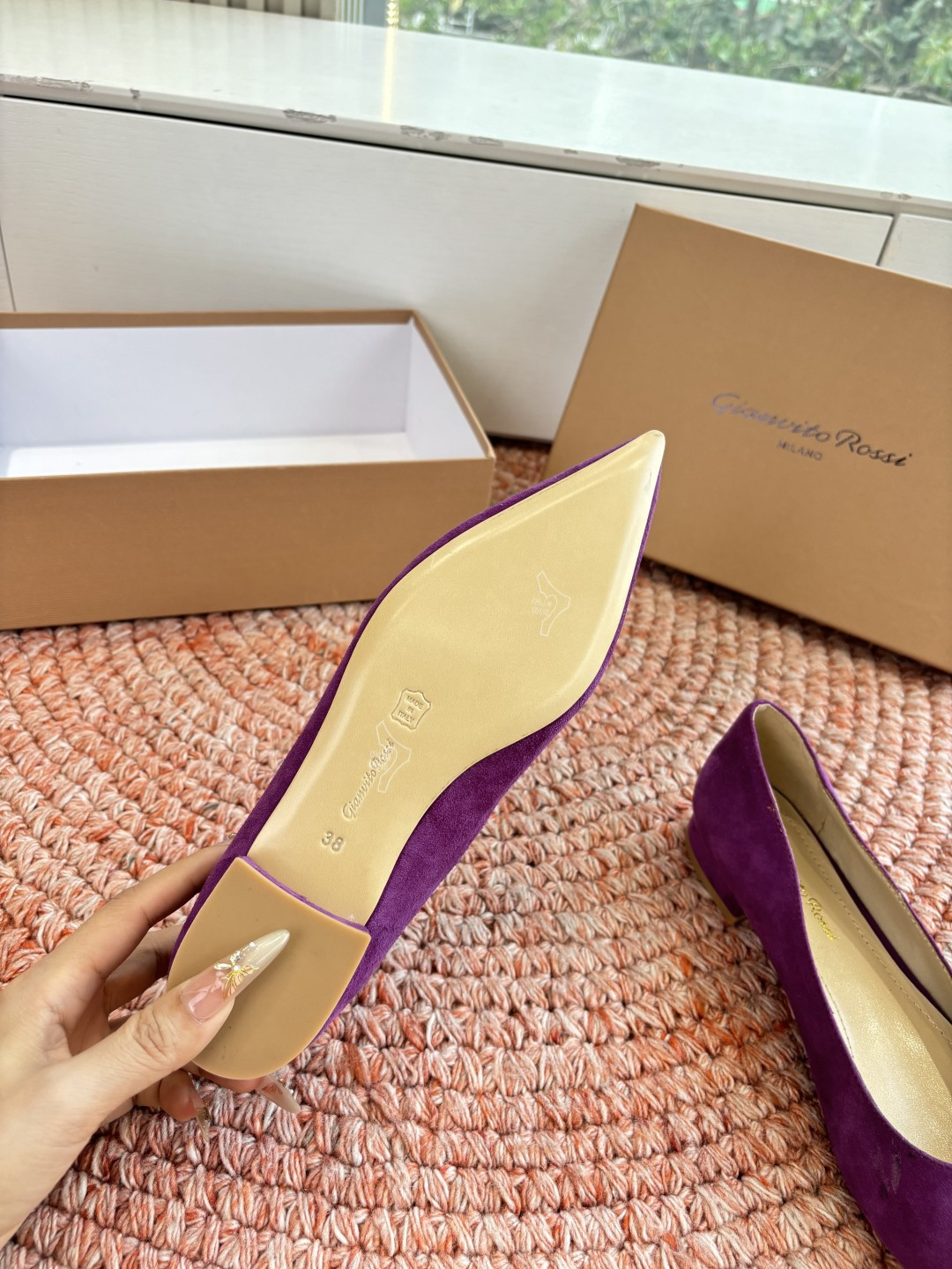 🌾G305😀GianvitoRossi吉安维托罗西 平底 系列经典粉色羊反绒皮&粉色小羊皮超级百搭的一款