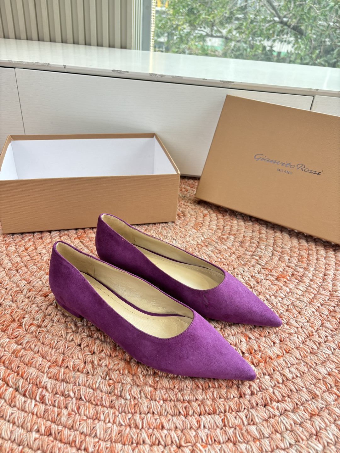 🌾G305😀GianvitoRossi吉安维托罗西 平底 系列经典粉色羊反绒皮&粉色小羊皮超级百搭的一款