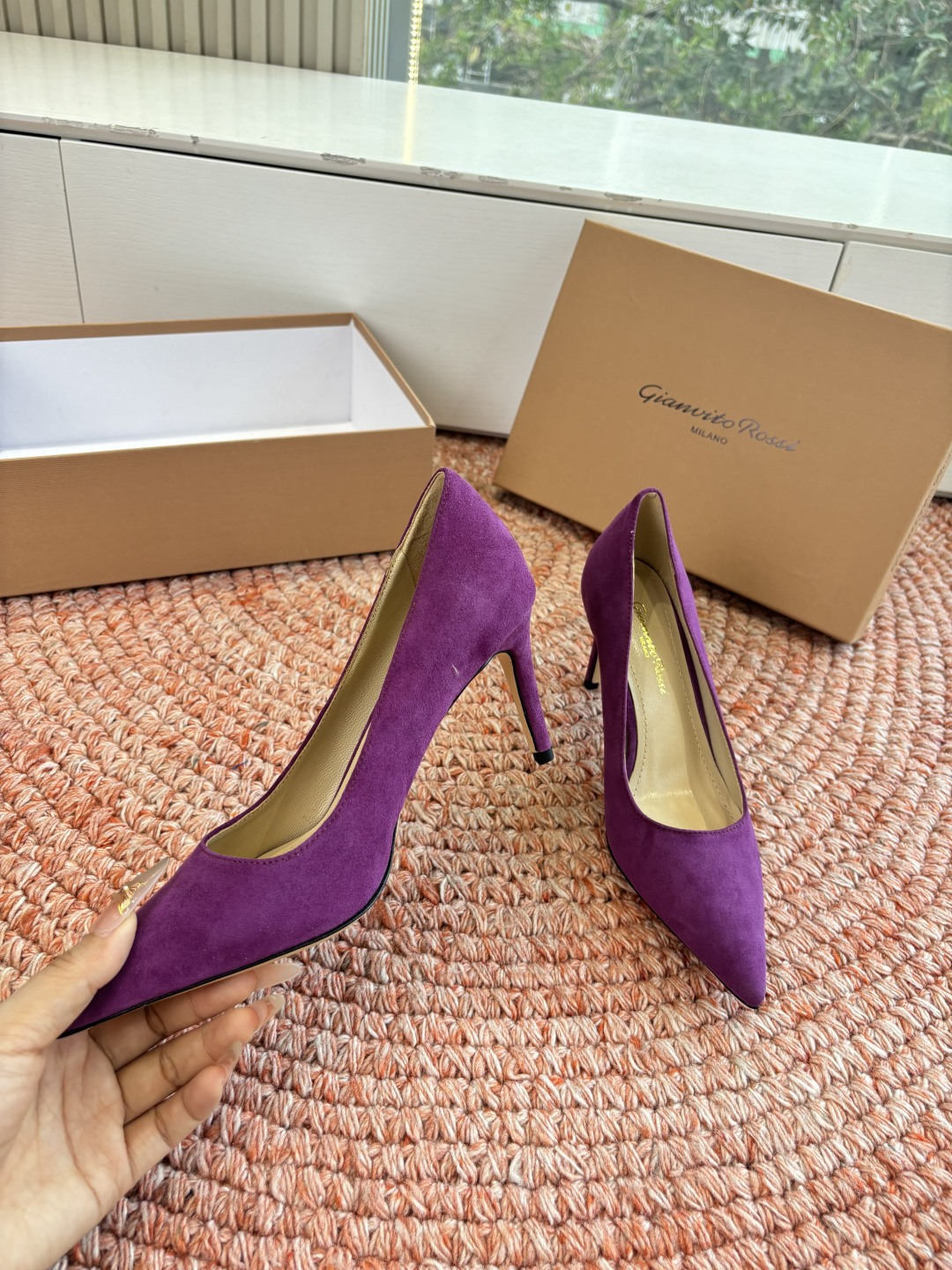 🌾G305😀GianvitoRossi吉安维托罗西 平底 系列经典粉色羊反绒皮&粉色小羊皮超级百搭的一款