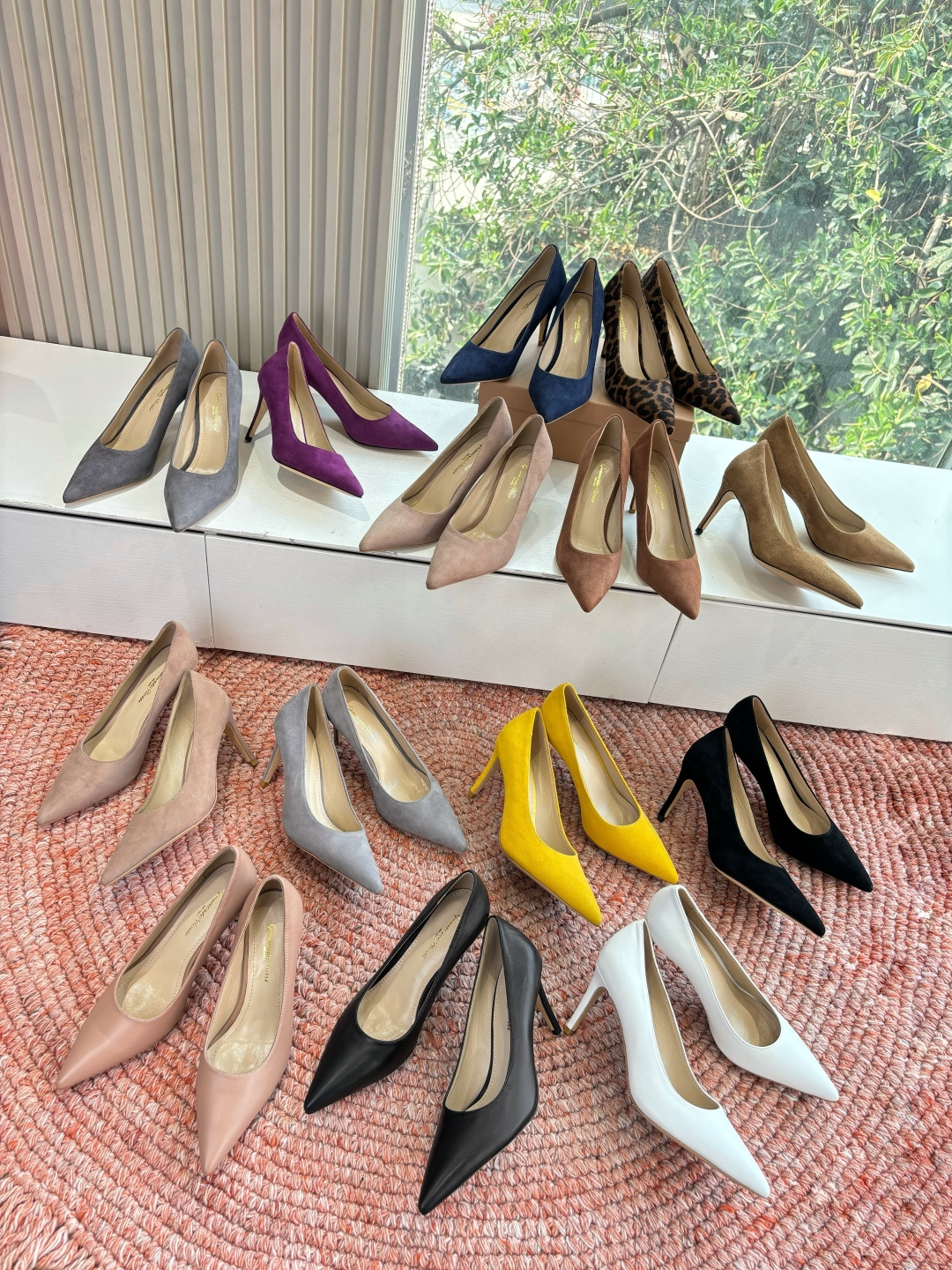 🌾G305😀GianvitoRossi吉安维托罗西 平底 系列经典粉色羊反绒皮&粉色小羊皮超级百搭的一款