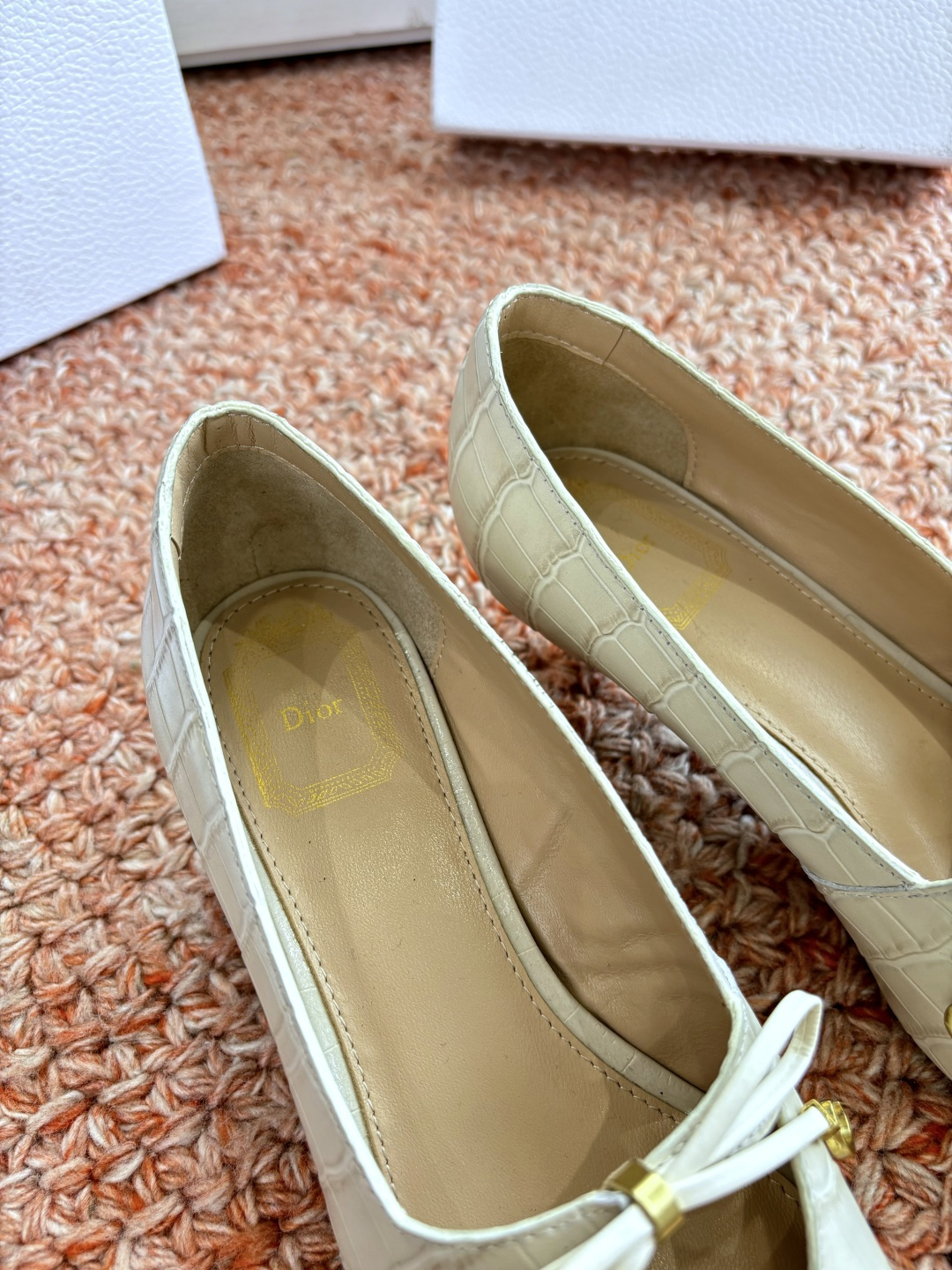 🌾G042所见即所得Dior迪奥2026春夏新款高跟单鞋鞋头CD扣装饰彰显品牌标志⚡满满的女人味，又优雅