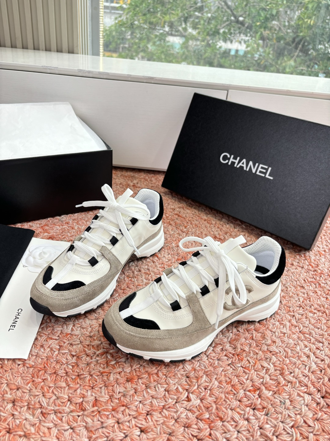 G059😀所见即所得CHANEL/香奈儿新款小香风麂皮圆头熊猫菱格厚底运动鞋时尚增高鞋休闲鞋 面料：进口磨砂牛皮 内里：