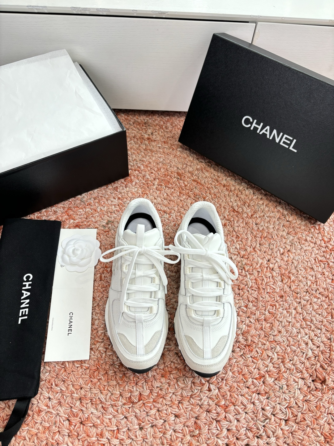 G059😀所见即所得CHANEL/香奈儿新款小香风麂皮圆头熊猫菱格厚底运动鞋时尚增高鞋休闲鞋 面料：进口磨砂牛皮 内里：