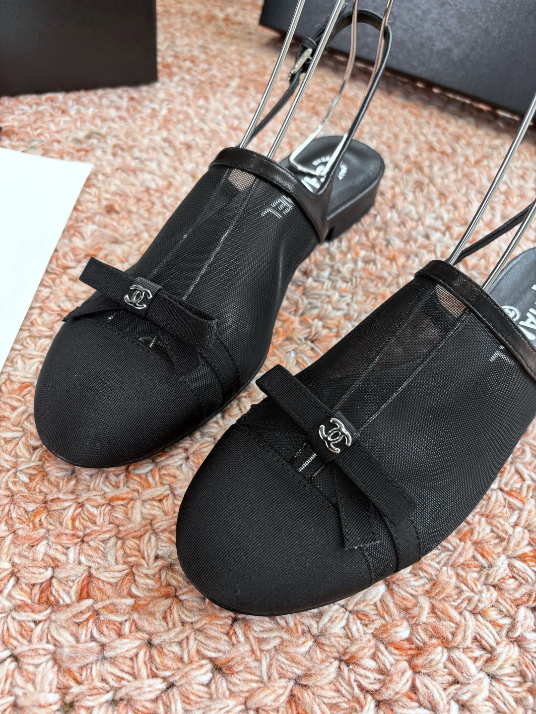 P厂价320🌾G299所见即所得CHANE*｜小香26C新品网纱双C蝴蝶结拖鞋凉鞋当小香经典符号邂逅26