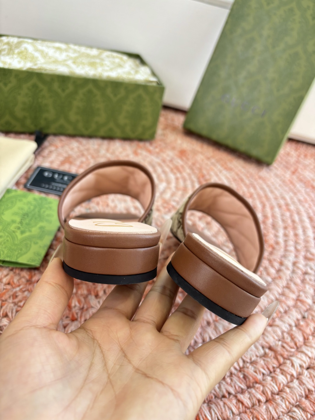 🌾G678所见即所得代购级别顶级版本 GUCCI古驰女士厚底拖鞋包头穆勒鞋拖鞋火爆全网100周年秀场大爆