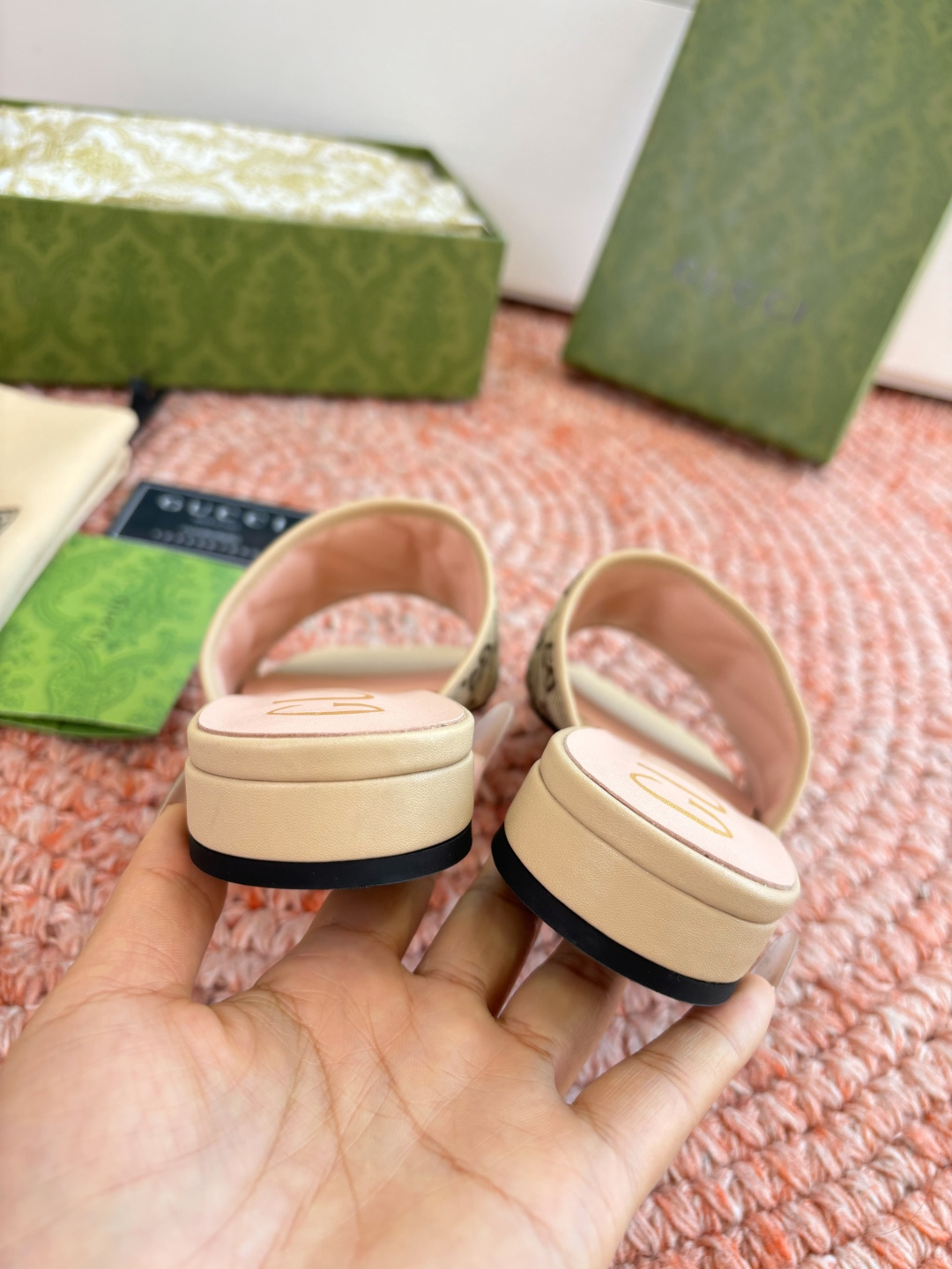 🌾G678所见即所得代购级别顶级版本 GUCCI古驰女士厚底拖鞋包头穆勒鞋拖鞋火爆全网100周年秀场大爆