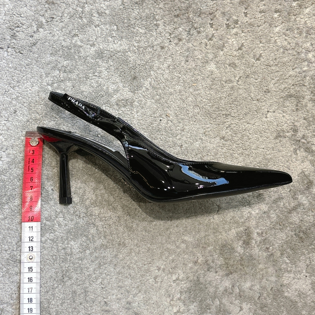 🌾飞机盒G887prada普拉达2026最新春夏新款玛丽珍单鞋凉鞋单鞋复古时髦鞋面，让整双鞋轻便舒适 鲜