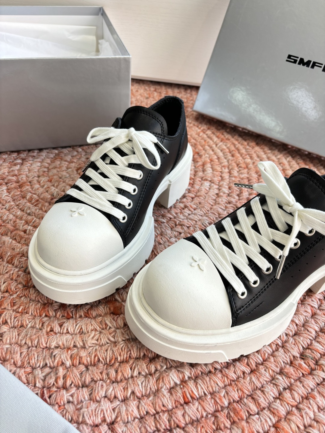 🌾所见即所得G029顶级版SMFK十字2026早春新款厚底运动鞋👟专柜断货王，一眼心动💓质感拉满，上脚无