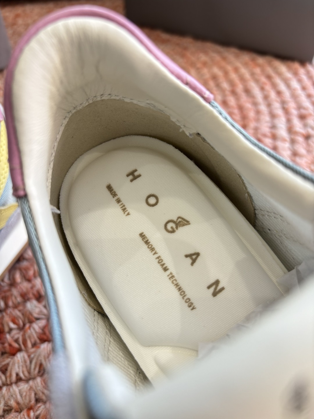 🌾G398HOGAN霍根鞋子德训鞋26新配色这可让我怎么选呀？看迷糊了吧这波hog都很好看最喜欢还是脚感