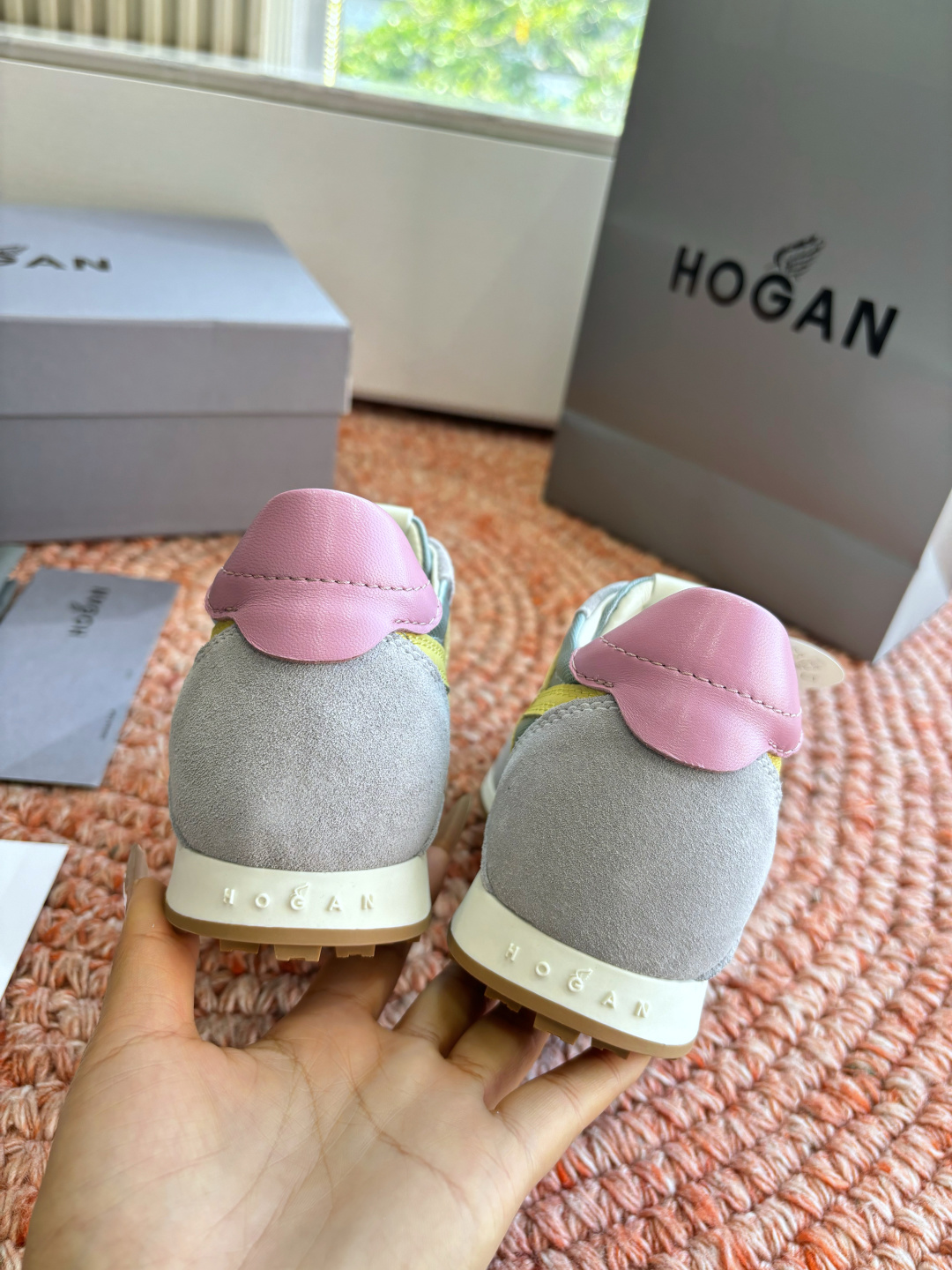 🌾G398HOGAN霍根鞋子德训鞋26新配色这可让我怎么选呀？看迷糊了吧这波hog都很好看最喜欢还是脚感