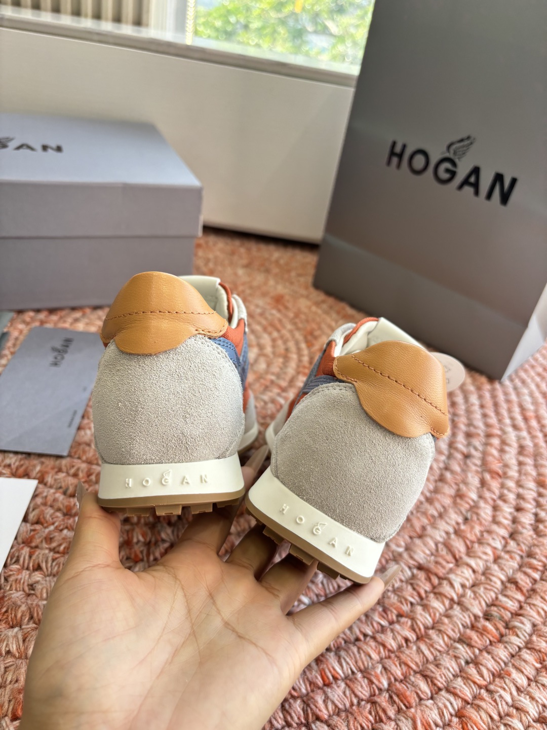 🌾G398HOGAN霍根鞋子德训鞋26新配色这可让我怎么选呀？看迷糊了吧这波hog都很好看最喜欢还是脚感