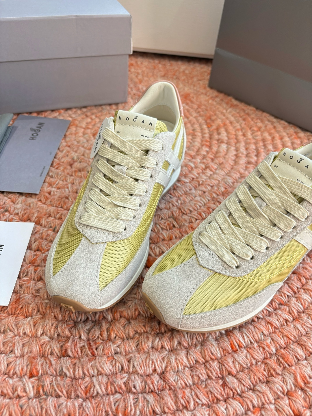 🌾G398HOGAN霍根鞋子德训鞋26新配色这可让我怎么选呀？看迷糊了吧这波hog都很好看最喜欢还是脚感