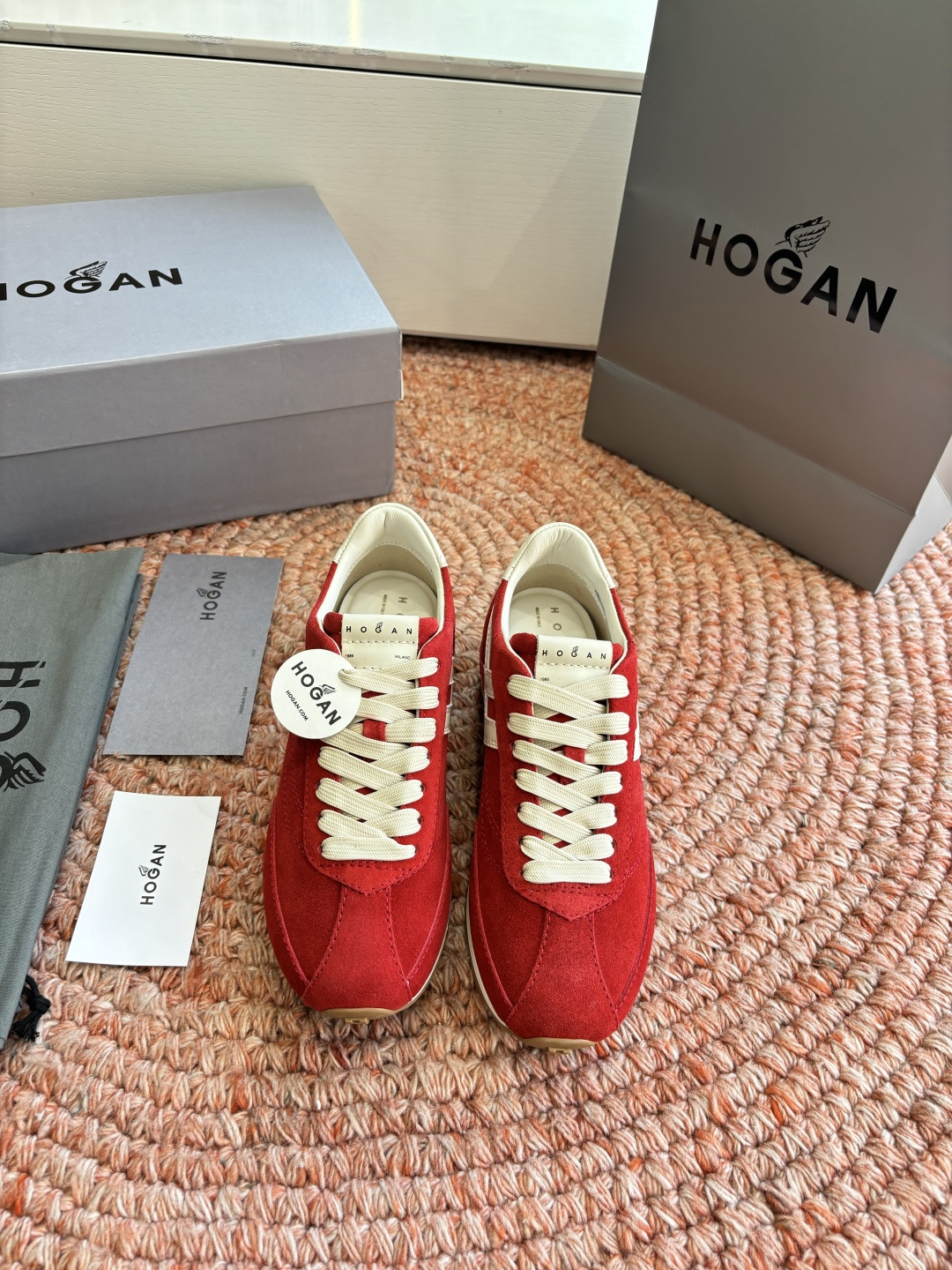 🌾G398HOGAN霍根鞋子德训鞋26新配色这可让我怎么选呀？看迷糊了吧这波hog都很好看最喜欢还是脚感
