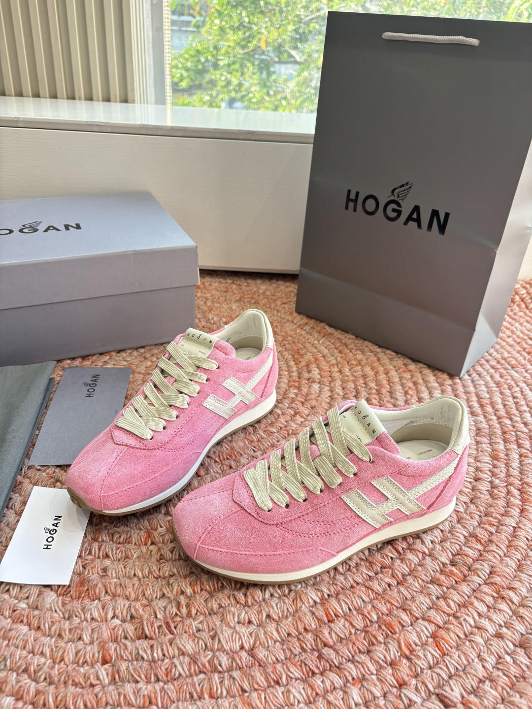 🌾G398HOGAN霍根鞋子德训鞋26新配色这可让我怎么选呀？看迷糊了吧这波hog都很好看最喜欢还是脚感