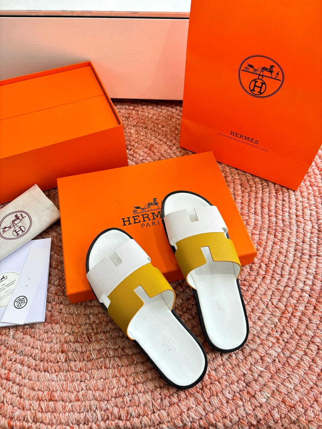 🌾G052所见即所得顶版2026春夏新款HERMES爱马仕专柜新款最近火到不行的情侣款H二舅鞋猪鼻子凉鞋