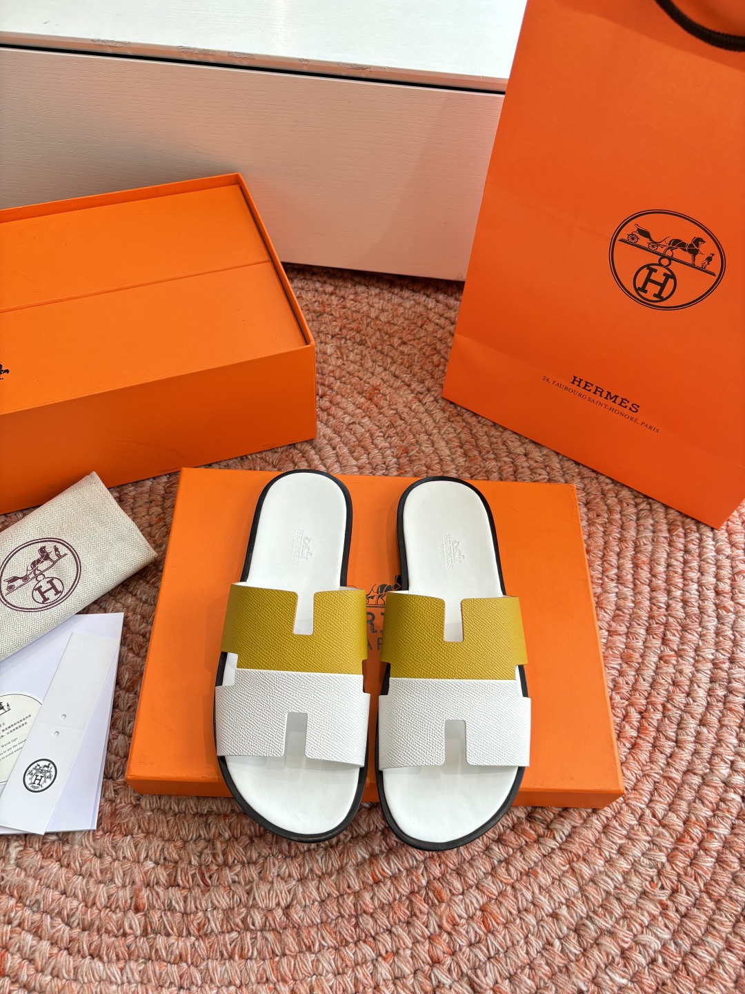 🌾G052所见即所得顶版2026春夏新款HERMES爱马仕专柜新款最近火到不行的情侣款H二舅鞋猪鼻子凉鞋