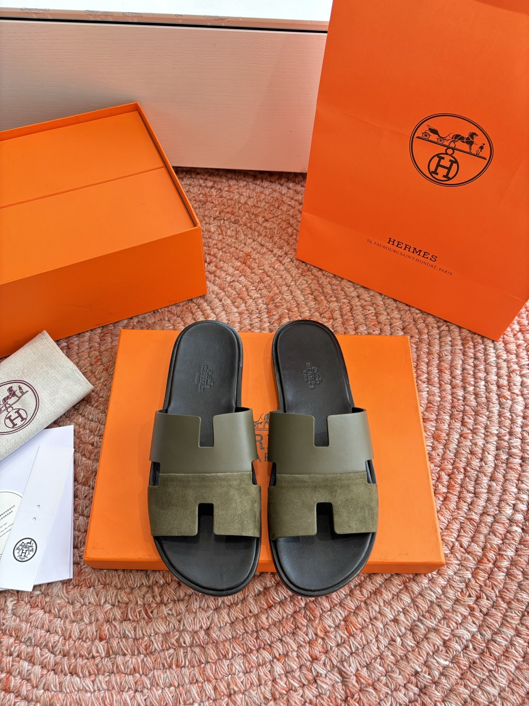 🌾G052所见即所得顶版2026春夏新款HERMES爱马仕专柜新款最近火到不行的情侣款H二舅鞋猪鼻子凉鞋