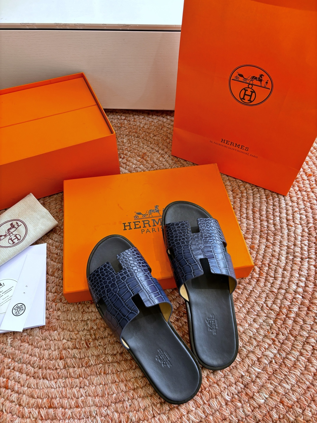 🌾G052所见即所得顶版2026春夏新款HERMES爱马仕专柜新款最近火到不行的情侣款H二舅鞋猪鼻子凉鞋