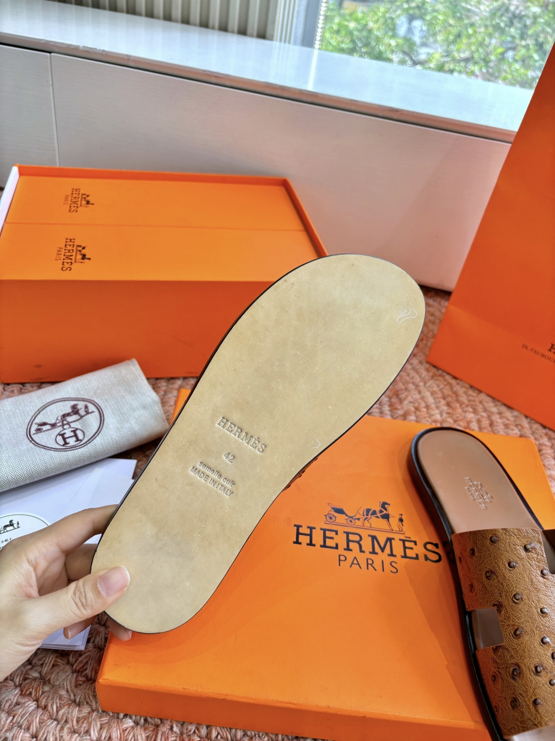 🌾G052所见即所得顶版2026春夏新款HERMES爱马仕专柜新款最近火到不行的情侣款H二舅鞋猪鼻子凉鞋